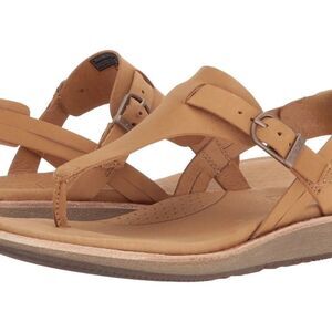 Teva Encanta Tan Leather Thong Sandals Sz 9.5
